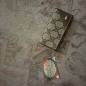 Gucci key holder : Accessory collection ( certificate included)